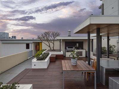 80 / 18 Wellington Street, East Perth