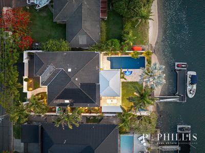 24 Gibraltar Drive, Isle Of Capri