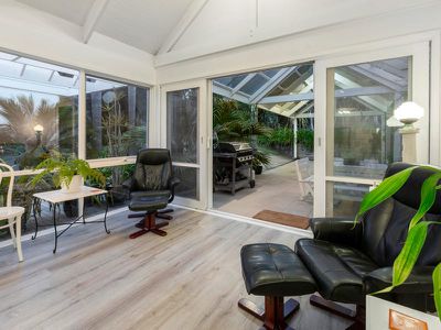 16 Lever Avenue, Blairgowrie