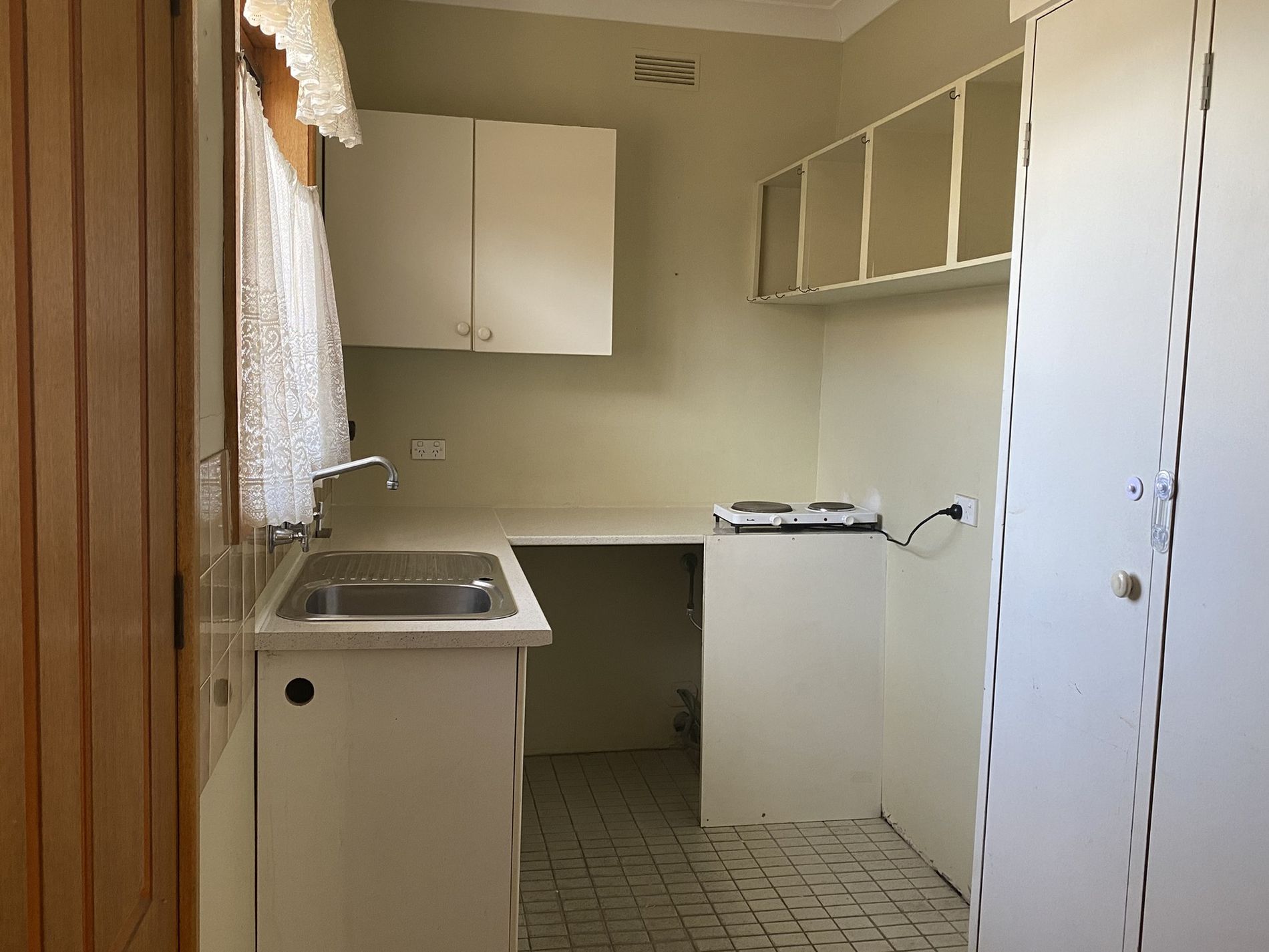 5A Gallop Street, Berkeley