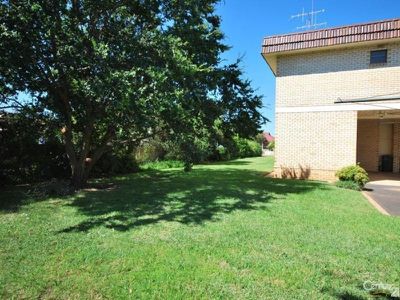 6 / 227 Brisbane Street, Dubbo