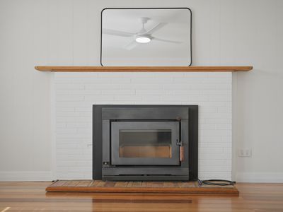 2 Paterson Crescent, George Town