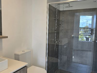 214 / 3-5  Panama Drive, New Port