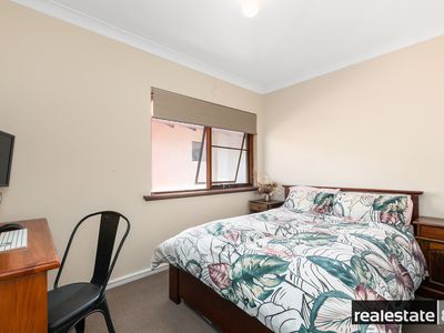 2 / 4 Lawrence Street, Como