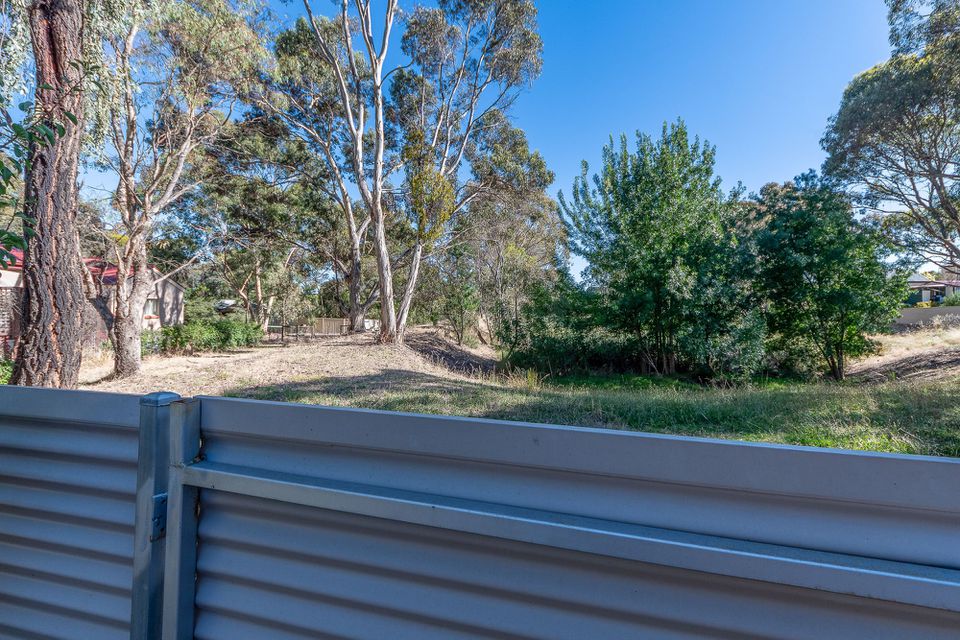 2 Hill Court, Williamstown