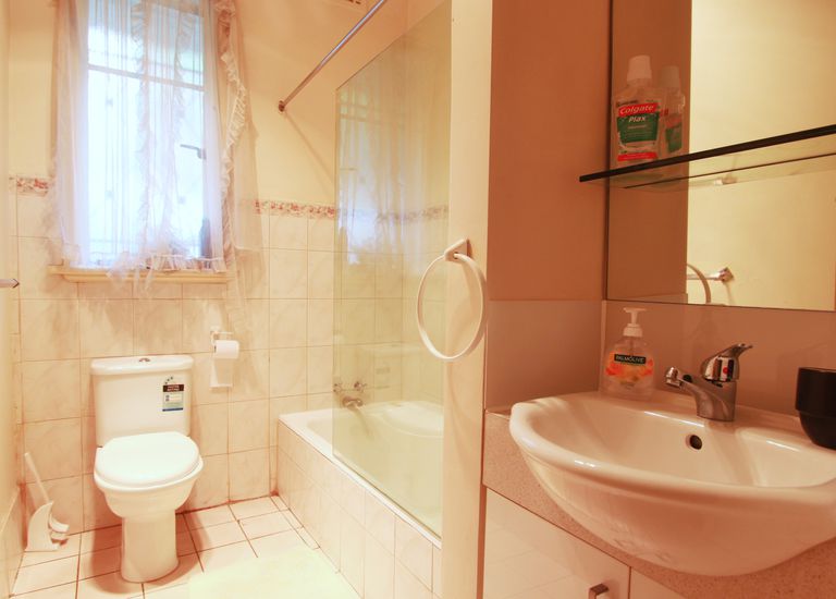 1235 North Road, Oakleigh