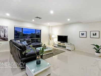 206 Gowan Rd, Sunnybank Hills