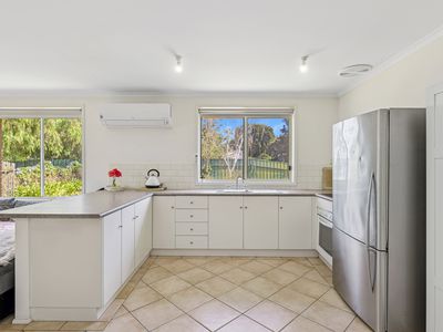 30 Katherine Drive, Normanville