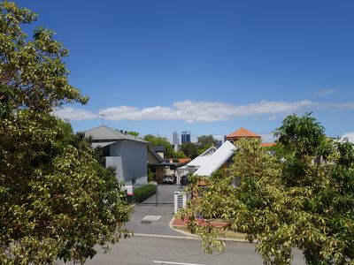 12/46 Albert Street, North Perth
