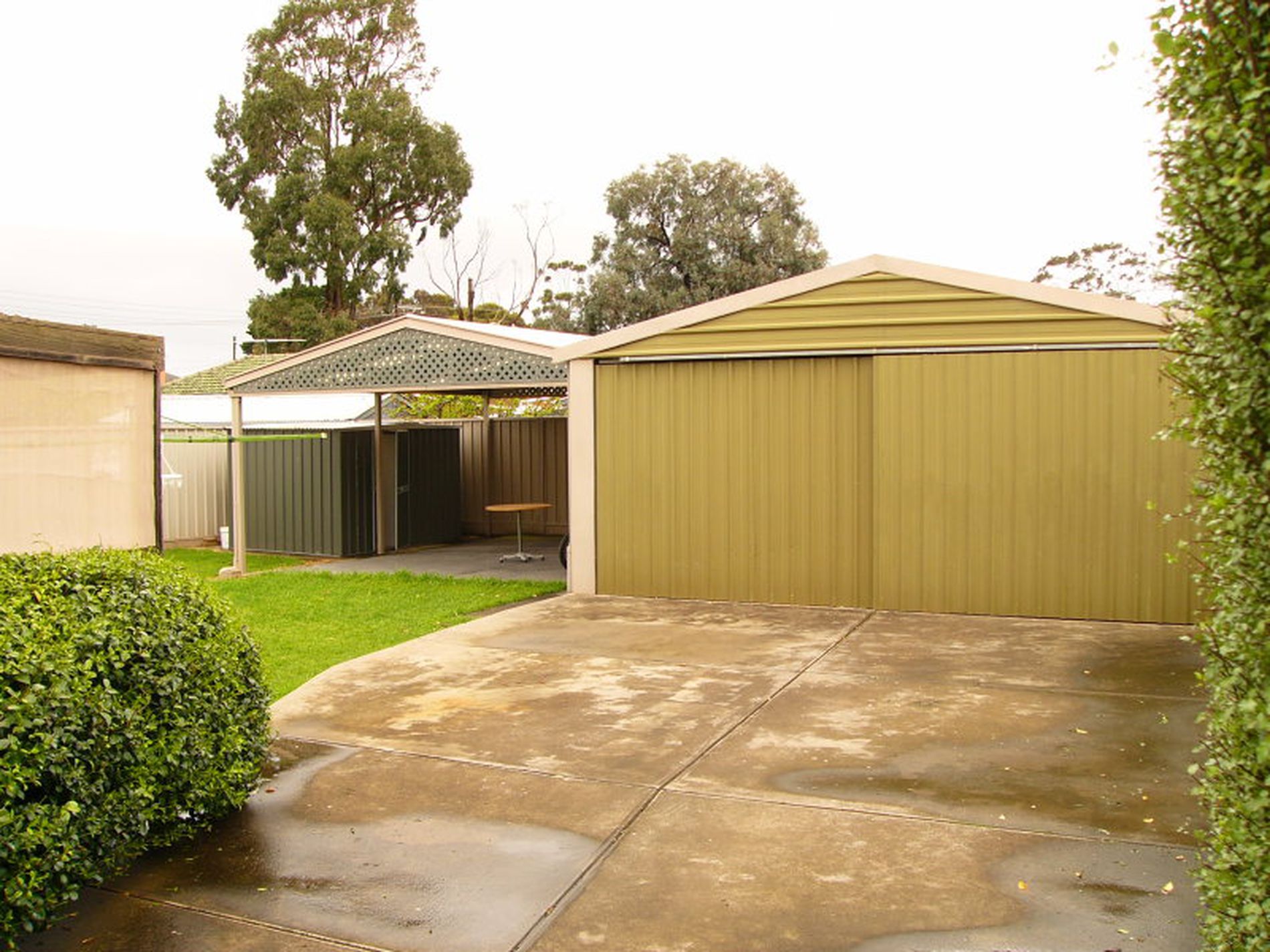 25 Greenbank Grove, Hackham