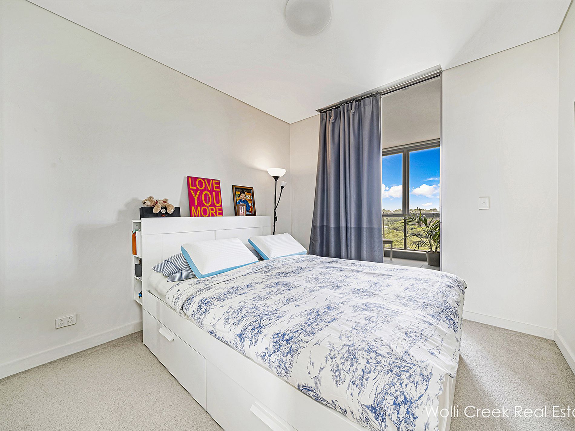 808 / 2 Discovery Point Place, Wolli Creek