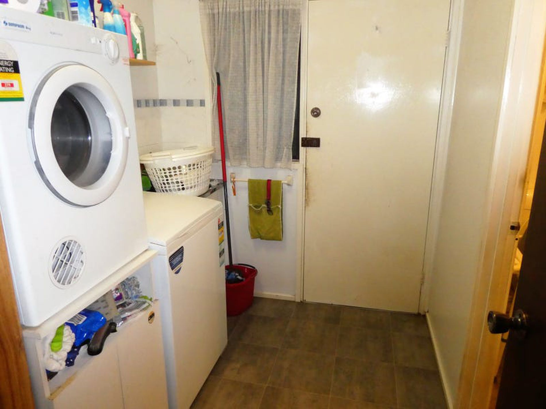 580 Telegraph Rd, Seymour