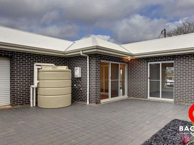 16 Trafford Road, Hope Valley