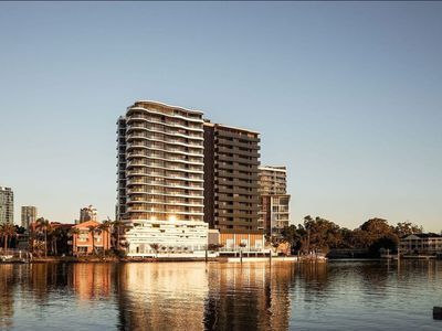 1101 / 15-17 Cannes Ave, Surfers Paradise