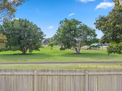 12 Smiths Close, Forster