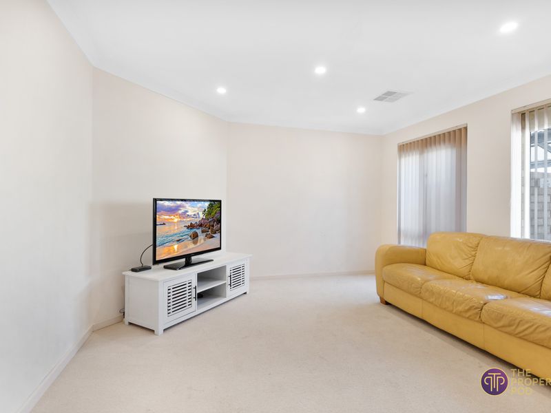 2 Cedron Rise, Coogee