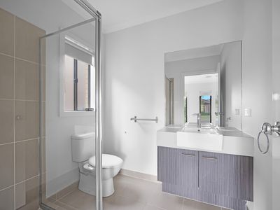 17 Beatty Avenue, Truganina