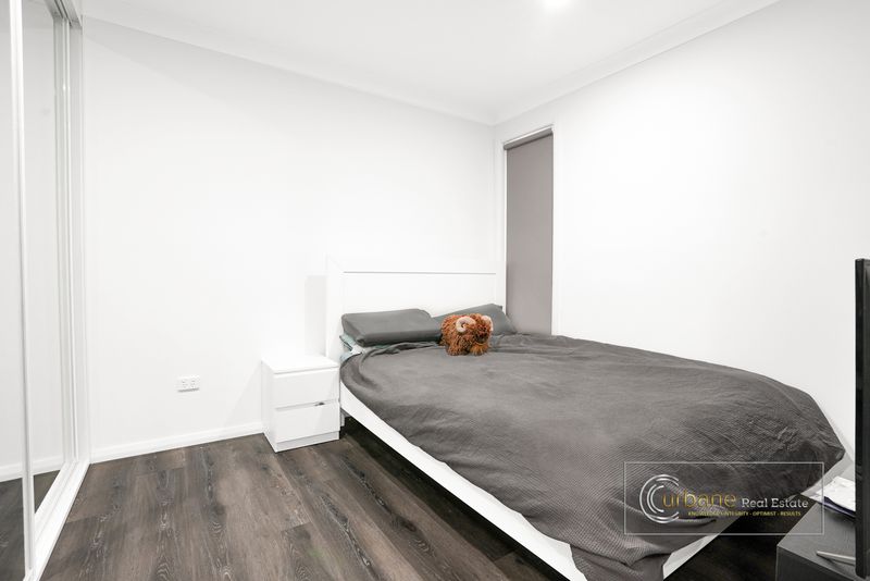 3 & 3A Tent Street, Kingswood