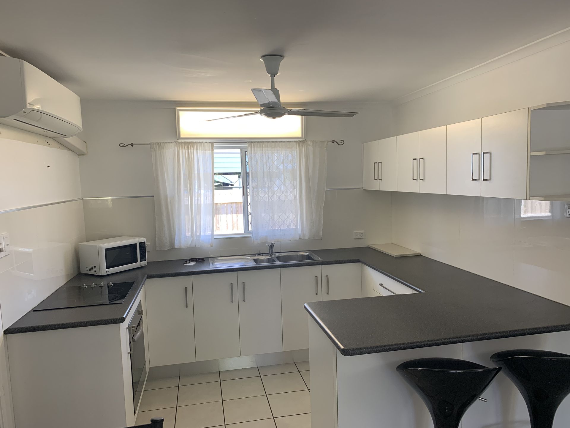 1 / 5 Symons Street, South Mackay