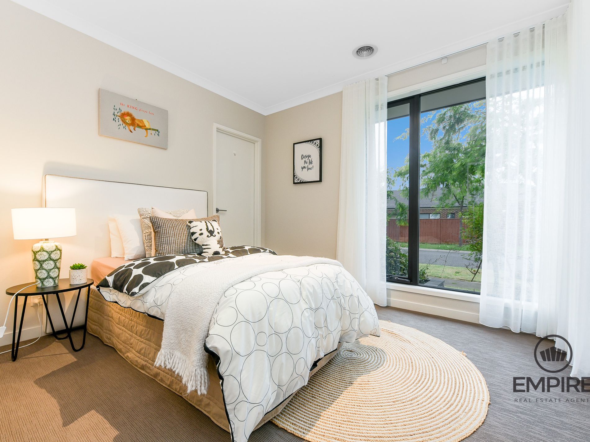 4 Lothbury Drive, Clyde North Empire Real Estate Agents