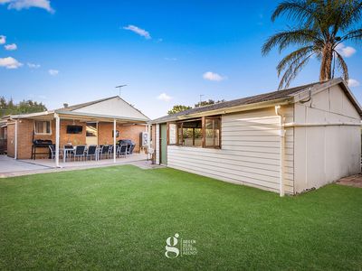16 Myuna Crescent, Seven Hills