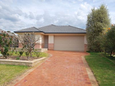 32 Glenlee Drive, Horsley