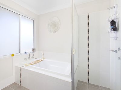 62A The Boulevarde, Oak Flats