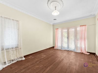 17 Church Street (House), Kelmscott