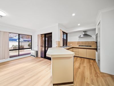 16 Reflection Gardens, Ballajura