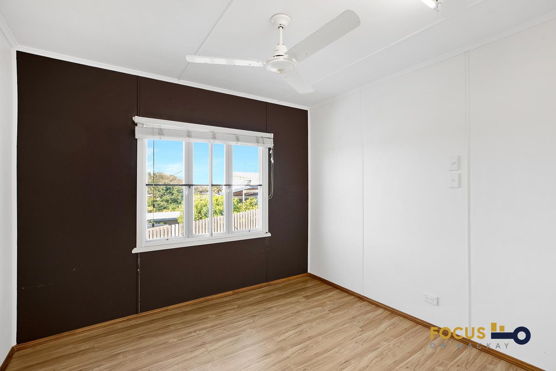 24 Sarina Beach Road, Sarina Beach