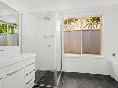 50 College Avenue, Blackbutt