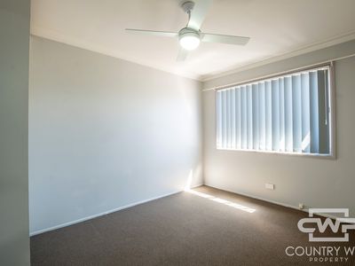 16 Marne Street, Guyra