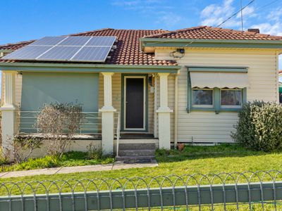 5 The Avenue, Seymour