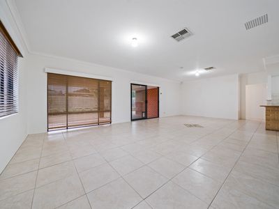 22 Leichhardt Crossing, Hammond Park