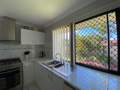 27 Lester Crescent, Torquay