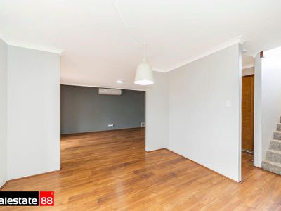 2 / 33 Spencer Avenue, Yokine
