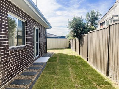 Granny flat @ 1 / 830 Hume Highway, Bass Hill
