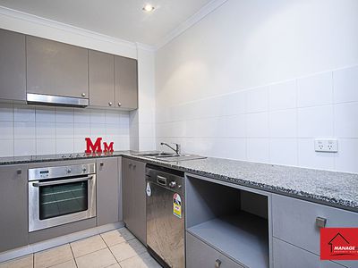 201 / 17 Dooring Street, Braddon