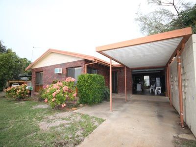 2 Macpherson St, Richmond Hill