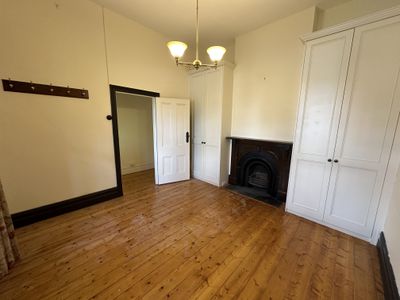 4 Station Street, Coburg