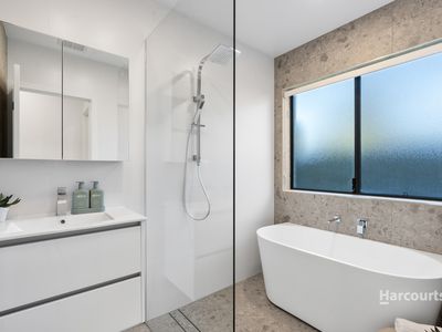 76 Gemini Way, Narrawallee