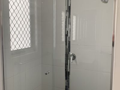 20 / 30 Falso Place, Doolandella
