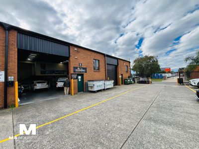 2 / 1 Field Close, Moorebank