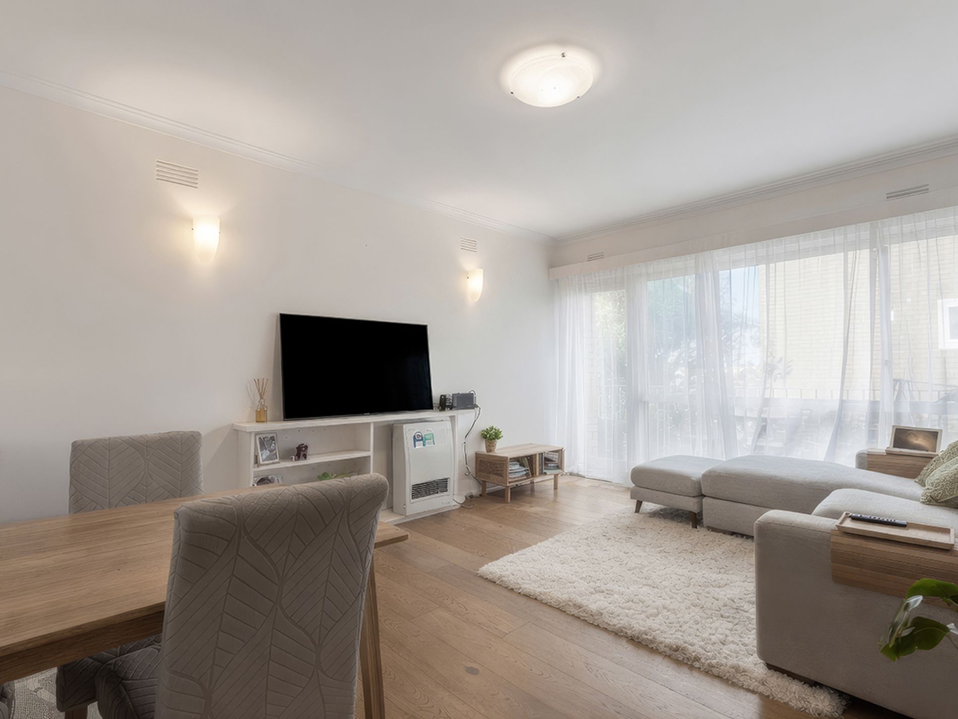 15 / 21-23 Tiuna Grove, Elwood
