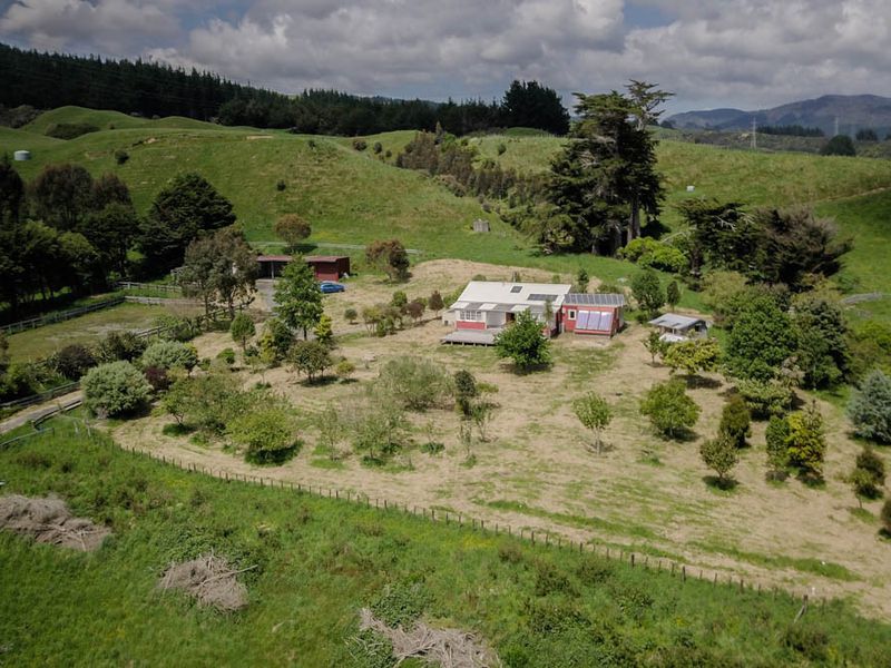 236 Ngatiawa Road, Waikanae