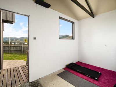 1 Magnetic Street, Port Chalmers