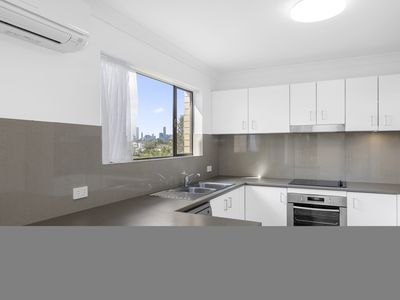 8 / 115 Sherwood Road, Toowong