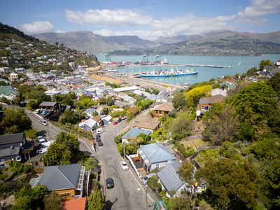 19 Hawkhurst Road, Lyttelton