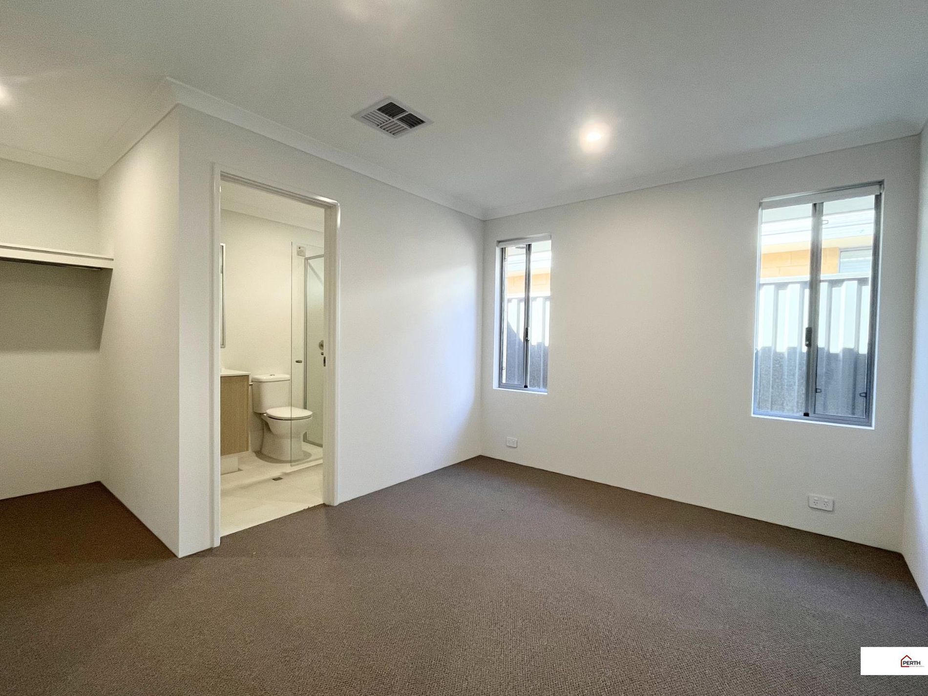 28 Townsend Street, Lakelands