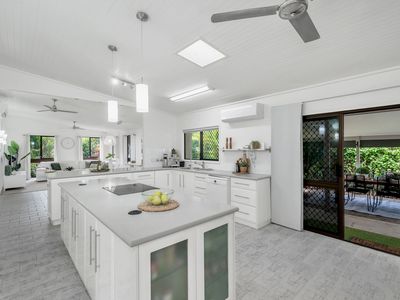 11 Pomona Avenue, Mooroobool